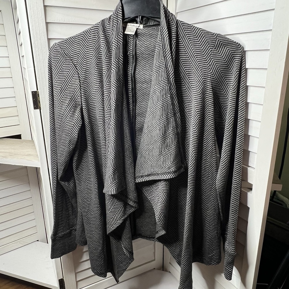 Dalia Collection Chevron Open Front Asymmetrical Cardigan Black Gray Women's Med
